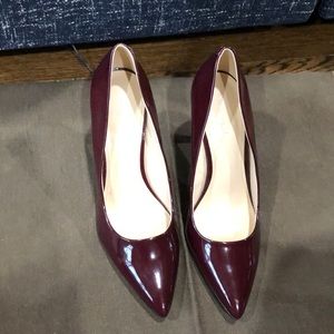 Patten leather nine West Pumps